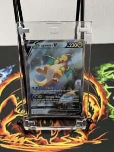 Pokémon Dragonite V Ultra Rare Holo Full Art 192/203 SWSH07 Evolving Skies