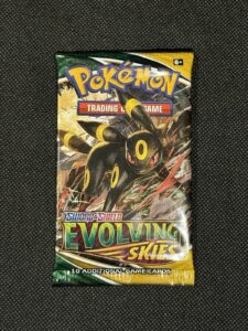 Pokémon TCG Sword & Shield Evolving Skies Booster Pack Factory Sealed!