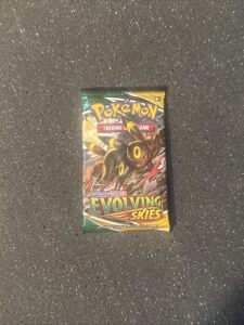 Pokémon Evolving Skies Booster Pack – Sealed – Unweighted – Authentic