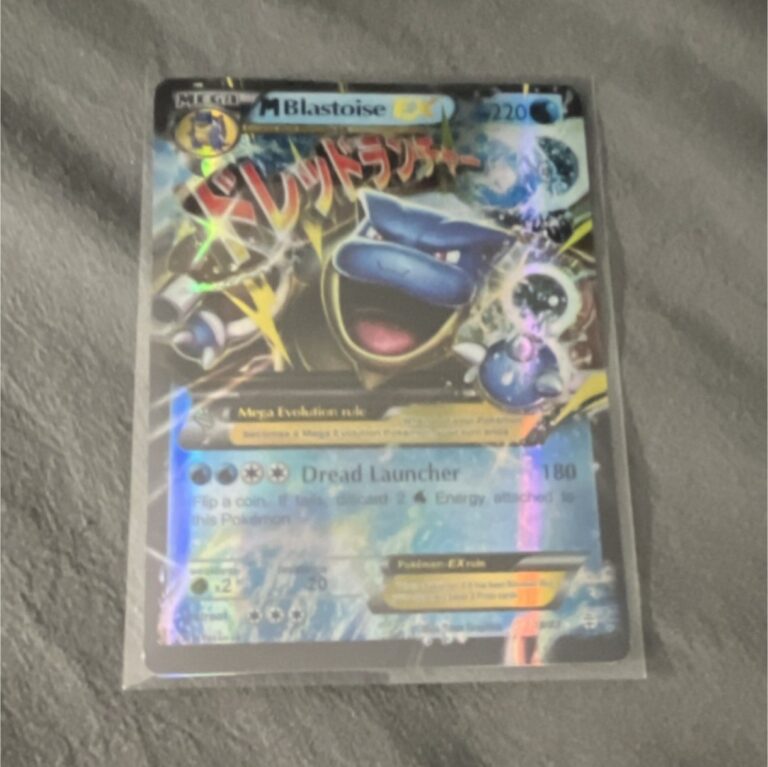 Pokémon M Blastoise EX Full Art Holo Mega 220 HP 180 Attack Card