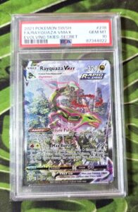PSA 10 / Evolving Skies / Rayquaza Vmax 218 – Pokemon TCG