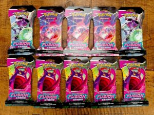 X10 Pokémon TCG Fusion Strike Sleeved Booster Pack Sealed Packs