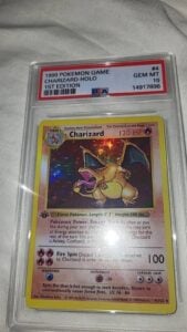 Pokémon Charizard Base Set Shadowless 1st Edition Holo Rare 4/102 PSA 10