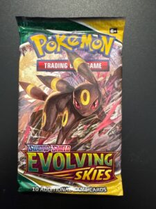 Pokémon Sword and Shield Evolving Skies Booster Pack Sealed New