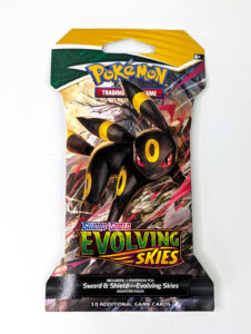Sealed Pokemon TCG Evolving Skies Umbreon Art Sleeved Blister Booster Pack