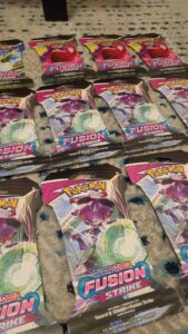 NEW Pokemon FUSION STRIKE Sword & Shield Sleeved Booster 1 Pack SEALED