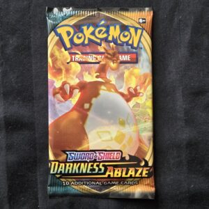 Pokemon Darkness Ablaze – Booster Pack – Charizard Art – Factory Sealed