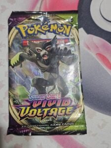 Pokémon TCG Sword & Shield Vivid Voltage Booster Pack Sealed