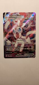 Pokémon TCG Sylveon VMAX Full Art Ultra Rare Holo Card 075/203 Evolving Skies NN