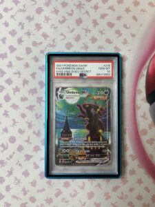 Pokemon Umbreon VMAX 215/203 Evolving Skies, Moonbreon! PSA 10