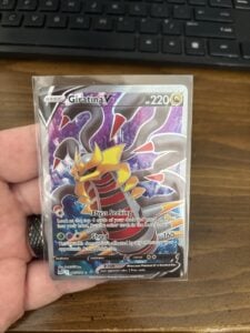 Giratina V (Full Art) 185/196 Swsh11: Lost Origin Holo