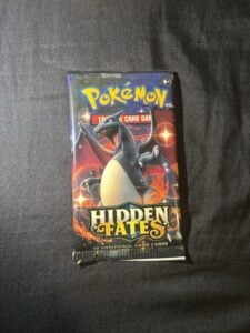Pokémon TCG Hidden Fates Booster Pack Sealed Charizard Art