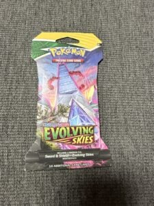 Pokemon TCG SwSH: Evolving Skies Sleeved Booster Pack Duraludon Sealed, READ
